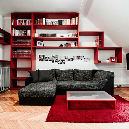 Tony'S Place Under The Castle Lubiana Esterno foto