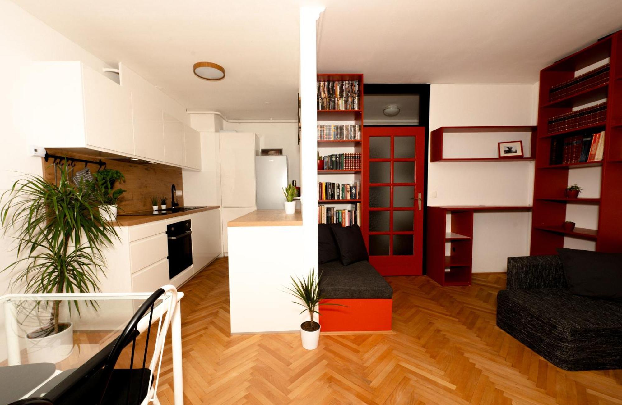 Tony'S Place Under The Castle Lubiana Esterno foto